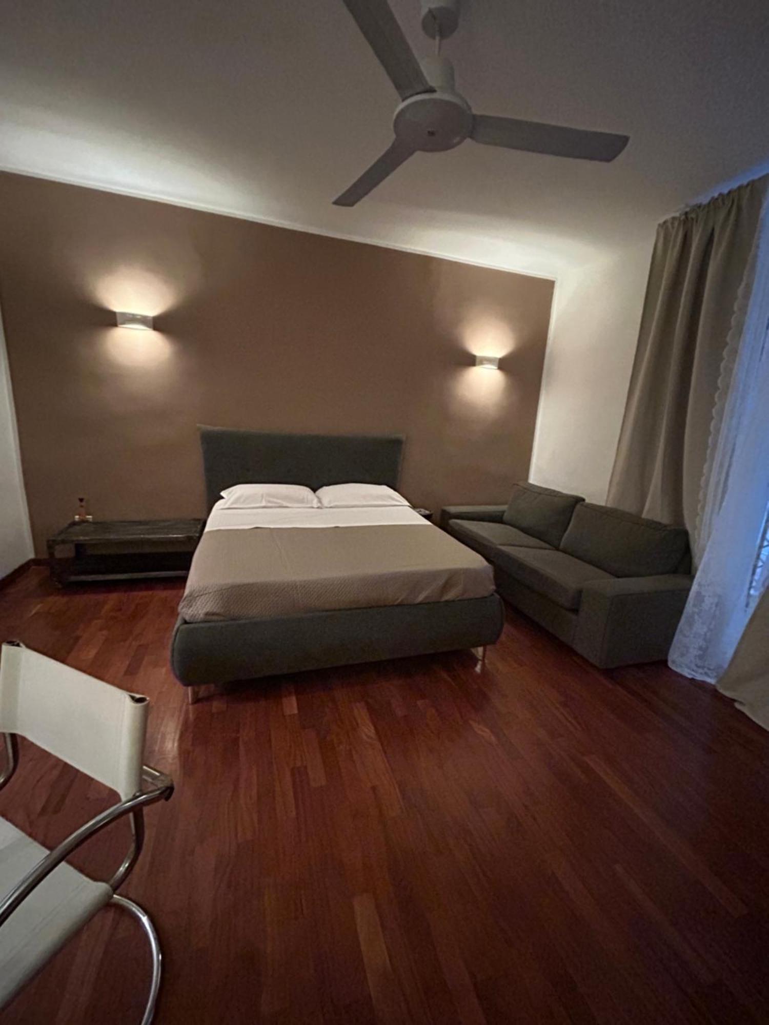 Anni Apartment Chiaia Naples Exterior photo
